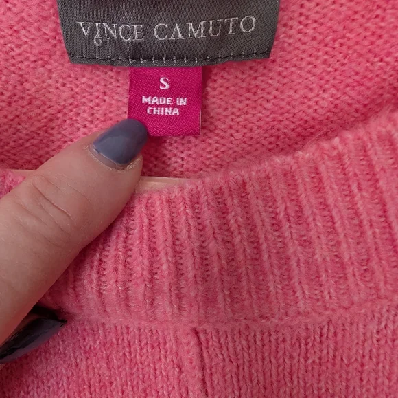 NWT Vince Camuto Pink Sweater, Size Small, Pretty!! - Picture 2 of 4